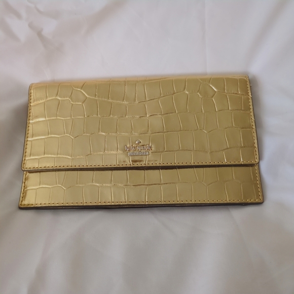 Kate Spade Gold Natasha Chain Card Case Crossbody - Picture 1 of 14